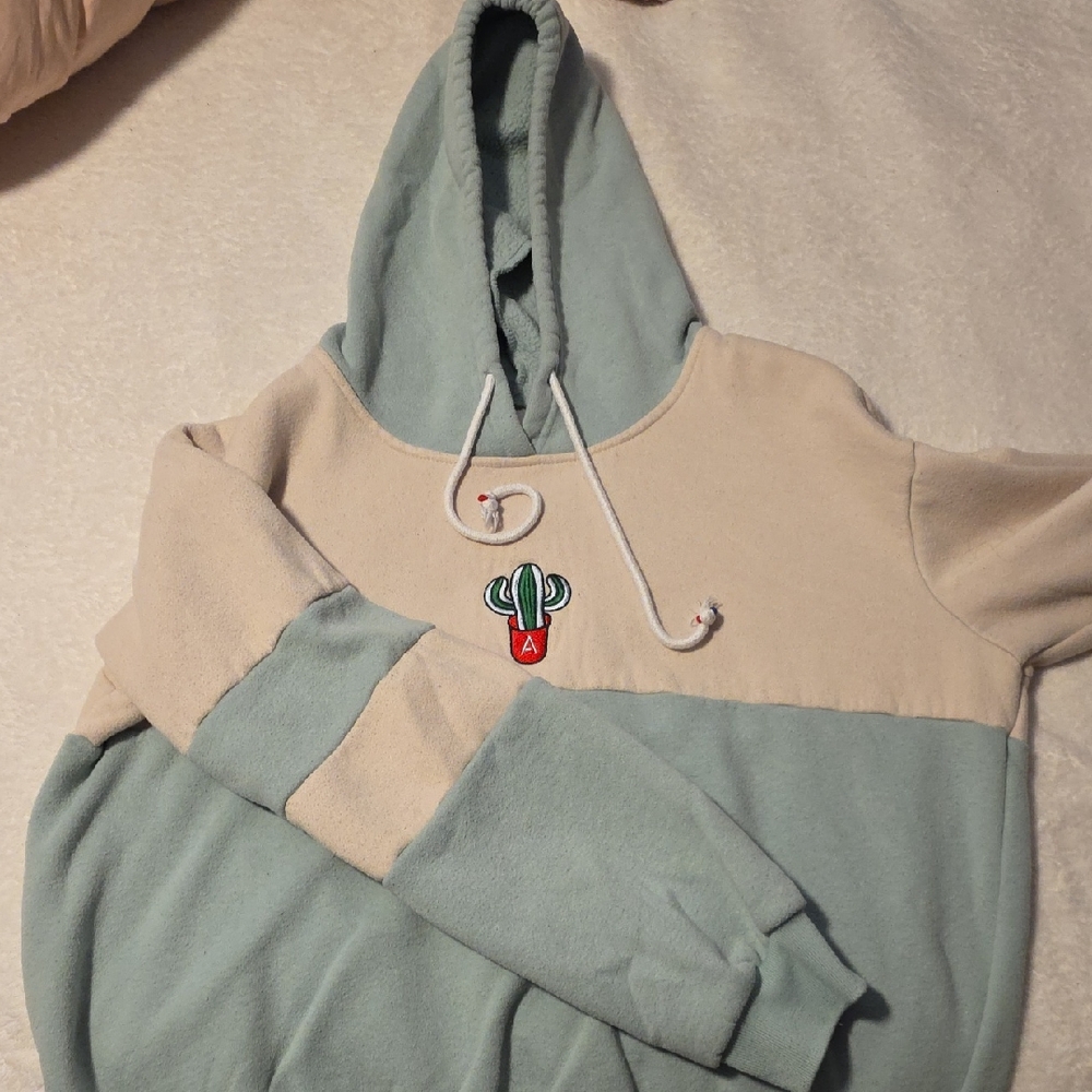 SHEIN Two-Tone Hoodie Sweater - Cream and Green